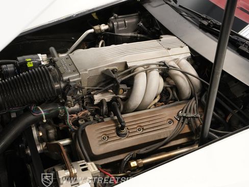 Used 1986 Chevrolet Corvette Coupe image 34