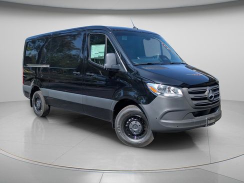 New 2026 Mercedes-Benz Sprinter 2500 image 12