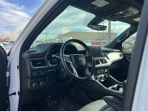Used 2022 Chevrolet Suburban Premier w/ Premium Package image 26