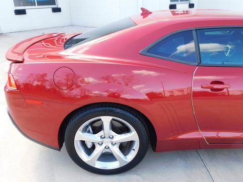 Used 2014 Chevrolet Camaro SS w/ RS Package image 28