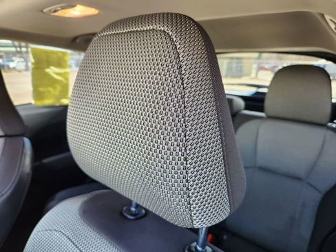 Used 2024 Subaru Crosstrek 2.0i Premium image 13