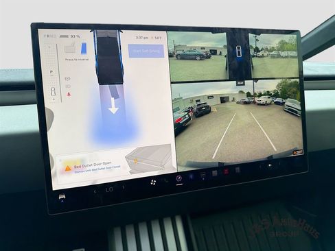 Used 2024 Tesla Cybertruck Cyberbeast AWD/4WD image 20