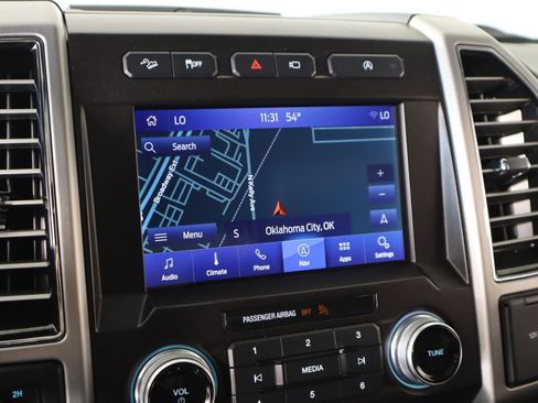 Used 2020 Ford F150 Platinum w/ Equipment Group 701A Luxury image 7