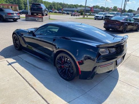 Used 2018 Chevrolet Corvette Z06 RWD image 6