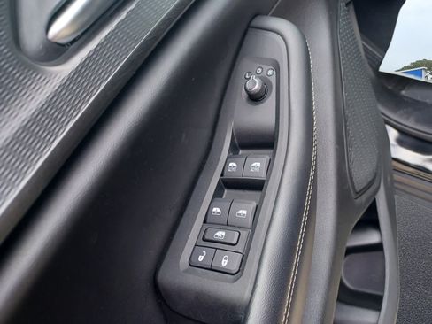 Used 2023 Jeep Grand Cherokee Altitude AWD/4WD image 19