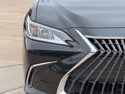Used 2024 Lexus ES 350 350 w/ Accessory Package (Z2) image 5