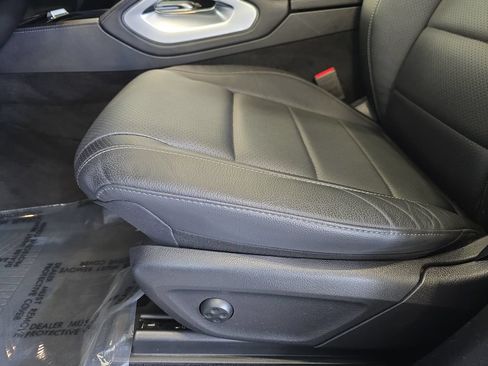 Used 2020 Mercedes-Benz GLS 450 4MATIC image 31