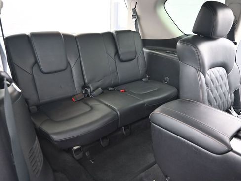 Used 2022 Nissan Armada Platinum w/ Captain's Chairs Package RWD image 31