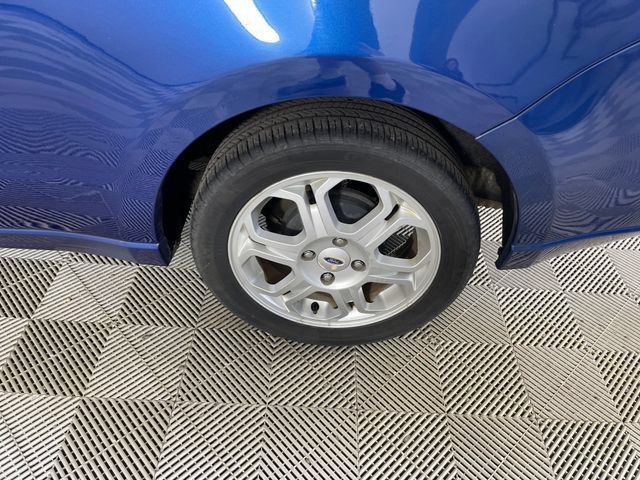 Used 2008 Ford Focus Coupe FWD image 20