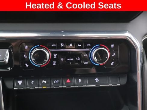 Used 2025 GMC Sierra 2500 Denali Ultimate AWD/4WD image 4