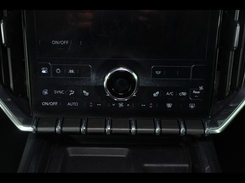 Used 2025 GMC Acadia Elevation FWD image 25