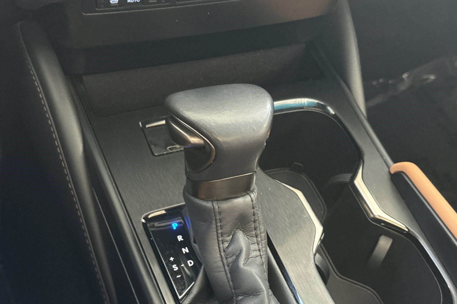 Used 2024 Lexus ES 300h w/ Premium Package FWD image 26