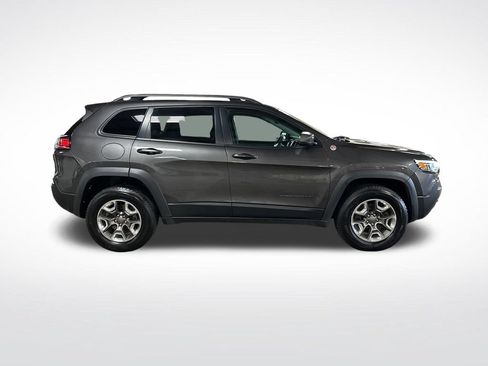 Used 2019 Jeep Cherokee Trailhawk w/ Cold Weather Group AWD/4WD image 7
