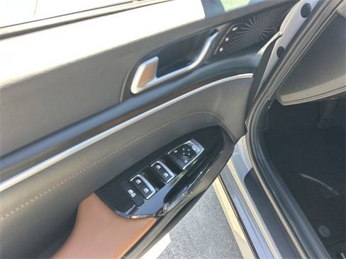 Certified 2024 Kia K5 GT w/ GT1 Package image 17