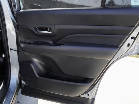 Certified 2024 Toyota Grand Highlander XLE image 29