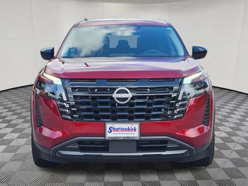 Used 2026 Nissan Pathfinder SV w/ SV Premium Package FWD image 2