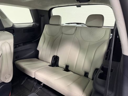 Used 2023 Hyundai Palisade Calligraphy image 26