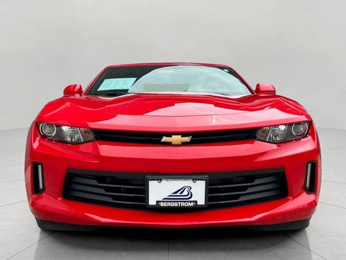 Used 2018 Chevrolet Camaro LT w/ Technology Package RWD image 6
