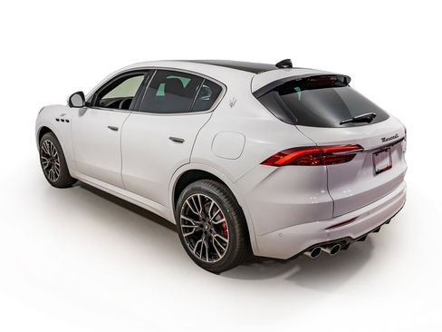 Used 2024 Maserati Grecale GT image 5