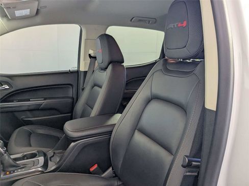 Used 2022 GMC Canyon AT4 image 14