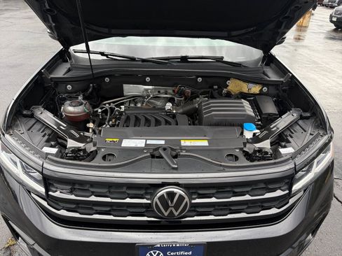 Used 2023 Volkswagen Atlas SEL R-Line AWD/4WD image 21