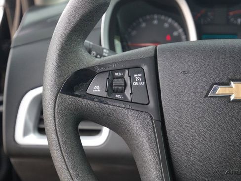 Used 2016 Chevrolet Equinox LS FWD image 17