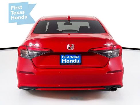 Used 2023 Honda Civic Sport image 6