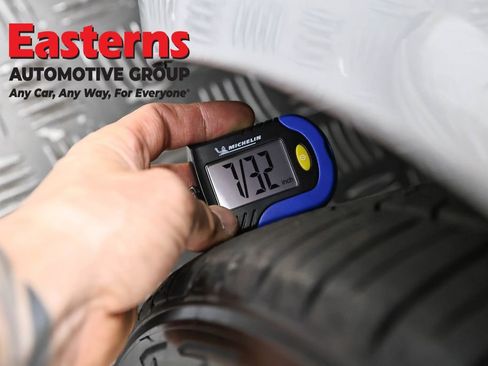 Used 2018 Tesla Model 3 Long Range image 20