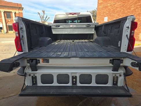 Used 2022 Chevrolet Silverado 3500 LTZ w/ LTZ Texas Edition image 17