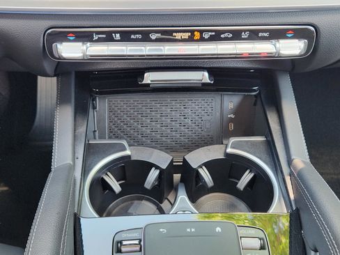 Certified 2025 Mercedes-Benz GLS 450 4MATIC image 12