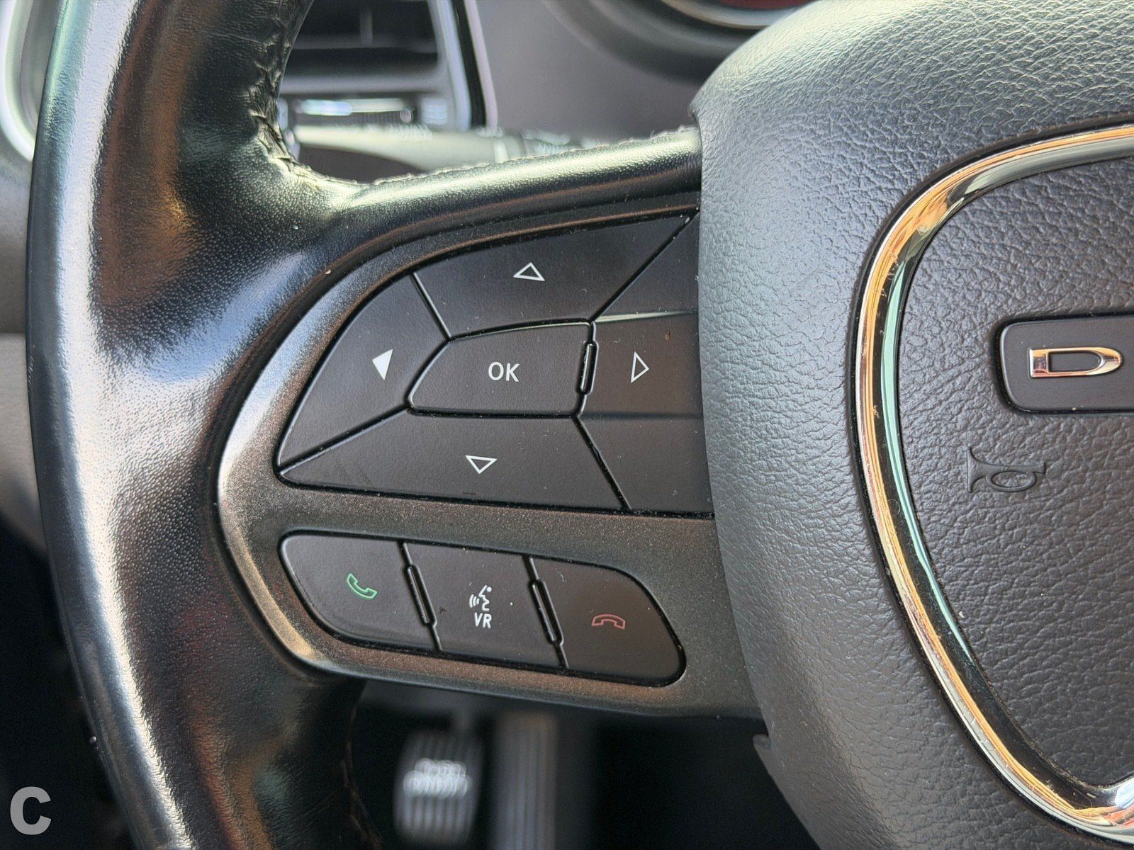 Used 2020 Dodge Challenger SXT RWD image 16