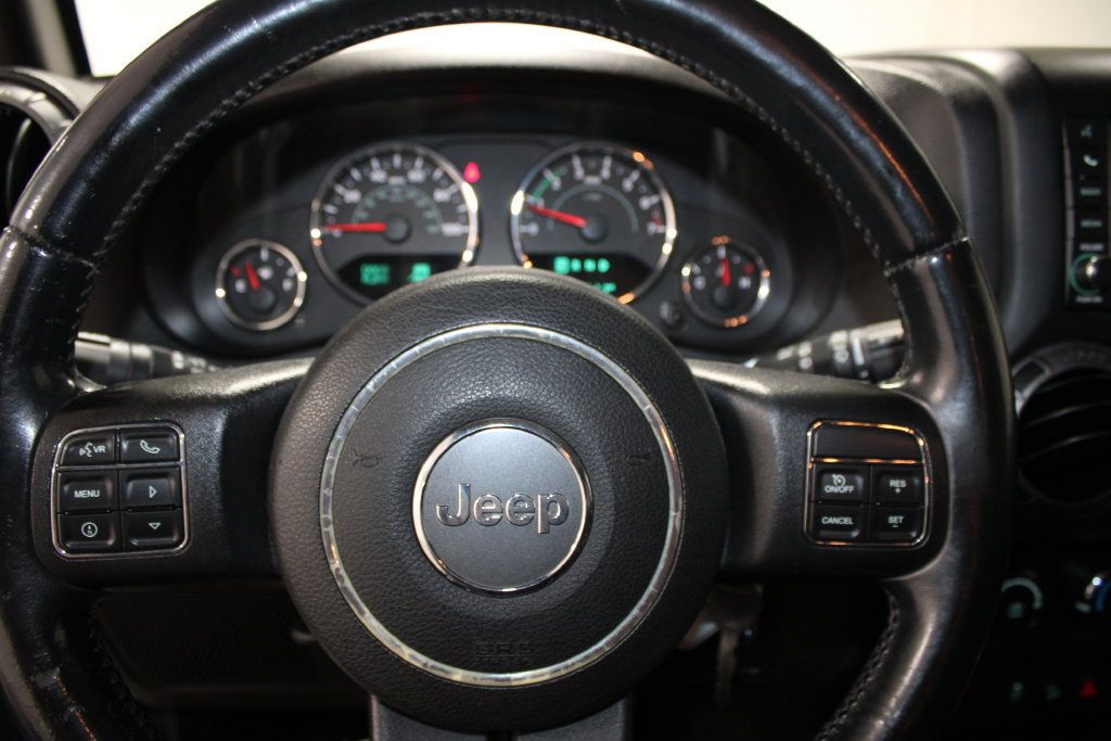 Used 2015 Jeep Wrangler Unlimited Sport AWD/4WD image 41