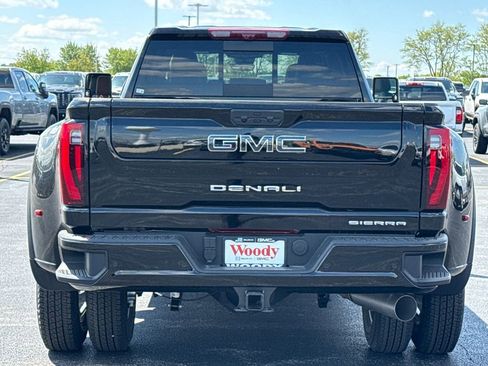 New 2026 GMC Sierra 3500 Denali Ultimate AWD/4WD image 8