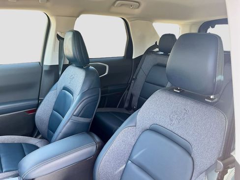 Used 2024 Ford Bronco Sport Outer Banks image 19