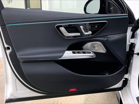 Used 2026 Mercedes-Benz E 53 AMG e 4MATIC Sedan image 25