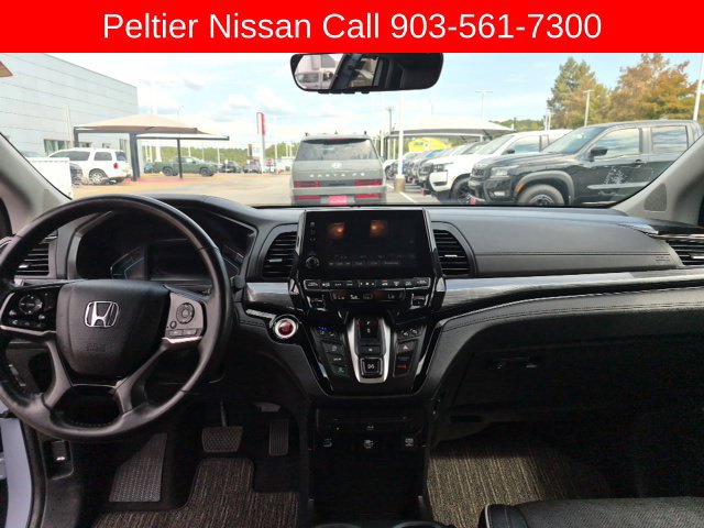 Used 2023 Honda Odyssey Elite image 12