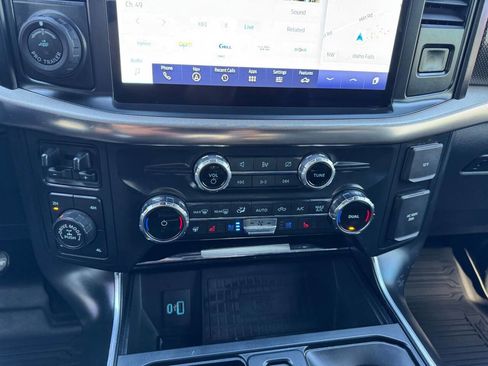 Used 2022 Ford F150 Raptor w/ Raptor 37 Performance Package AWD/4WD image 25