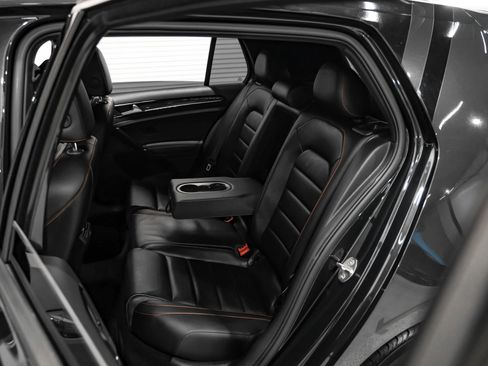 Used 2017 Volkswagen GTI Autobahn FWD image 37