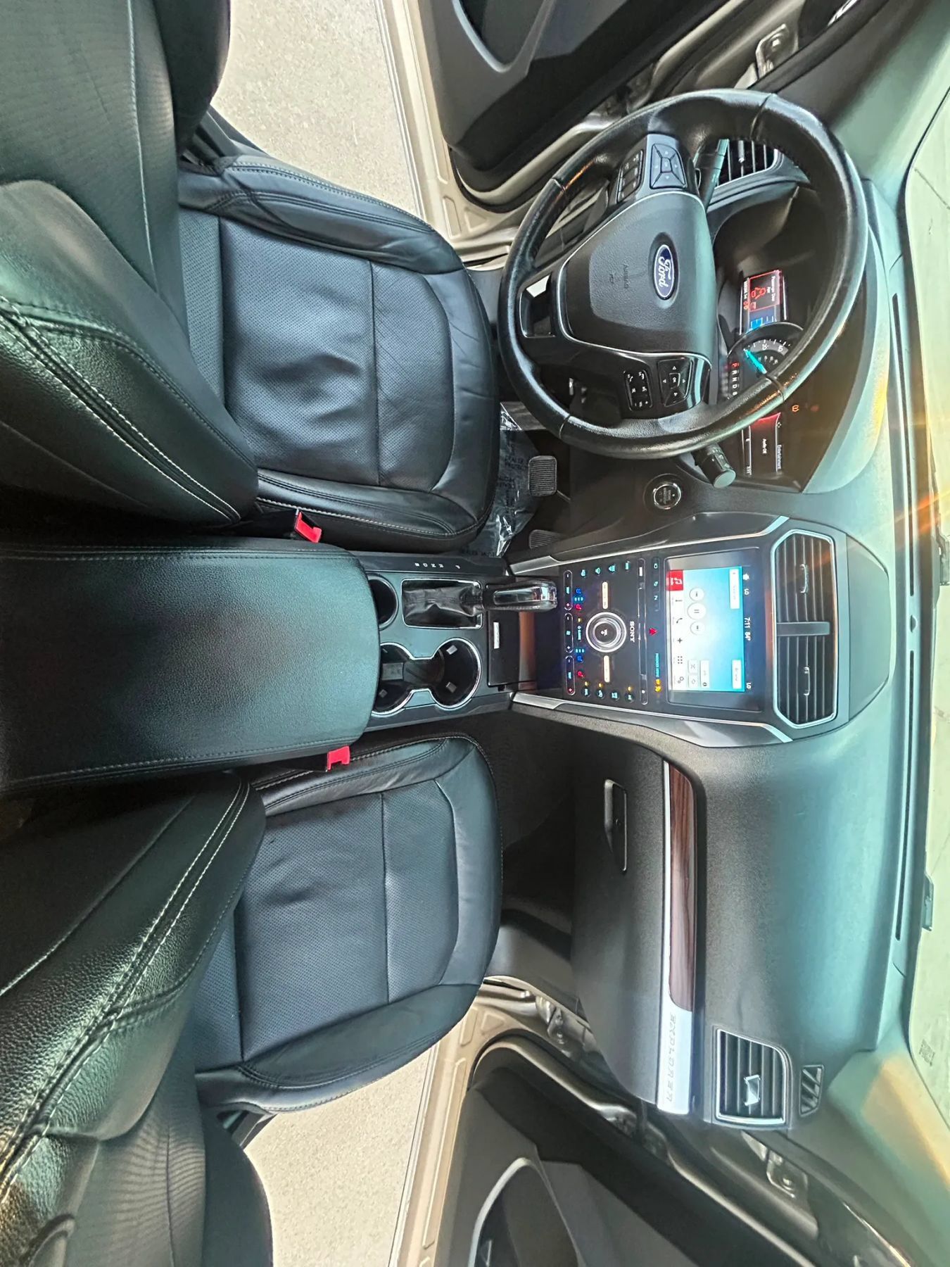 Used 2017 Ford Explorer Limited w/ Equipment Group 301A FWD image 25