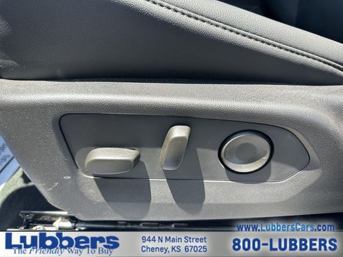 Used 2026 Chevrolet Colorado Trail Boss AWD/4WD image 12