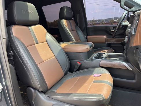 Used 2020 Chevrolet Silverado 2500 High Country w/ Z71 Off-Road Package AWD/4WD image 12