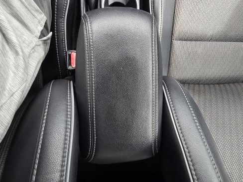 Used 2016 Toyota Corolla S FWD image 27
