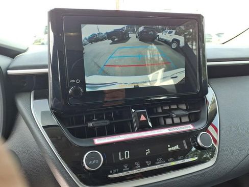 Used 2024 Toyota Corolla LE image 17