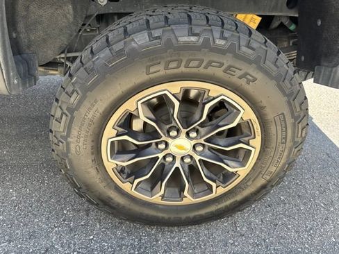 Used 2020 Chevrolet Colorado ZR2 AWD/4WD image 13