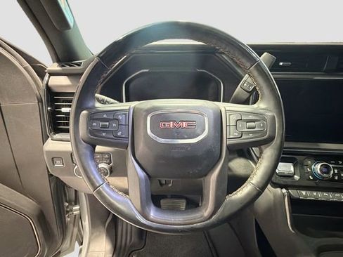 Used 2025 GMC Sierra 3500 AT4 w/ AT4 Premium Plus Package AWD/4WD image 10