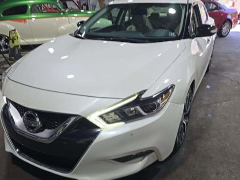 Used 2016 Nissan Maxima 3.5 SV FWD image 1