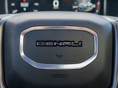 Used 2024 GMC Sierra 2500 Denali Ultimate w/ Max Trailering Package AWD/4WD image 13