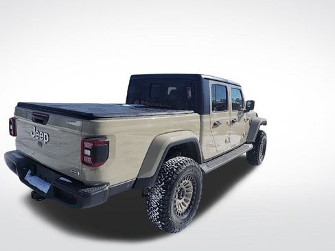 Used 2020 Jeep Gladiator Overland image 7