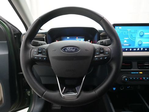 Used 2025 Ford Maverick Lariat AWD/4WD image 4