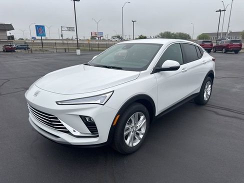 New 2026 Buick Envista Preferred image 8